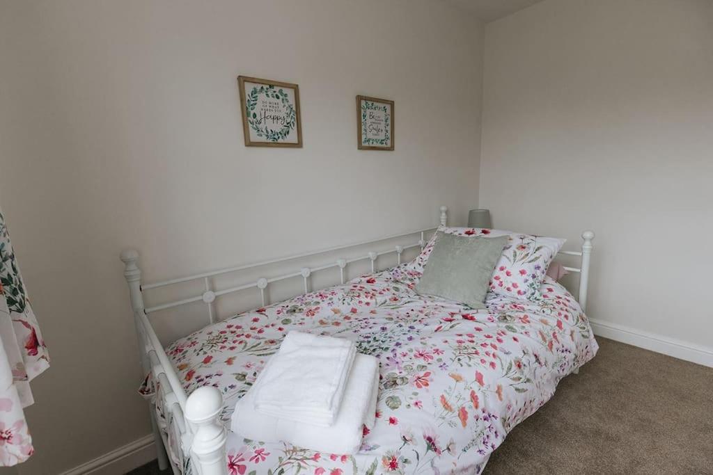 Briars Close - Four Bed Property On The Edge Of The Peak District National Park Buxton  Exterior foto